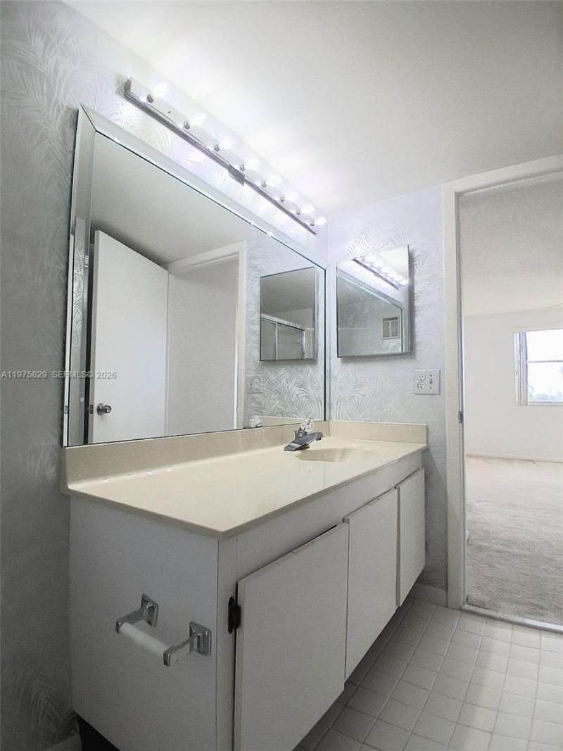 2635 NW 104th Ave , Unit 310, Sunrise, FL 33322 Photo
