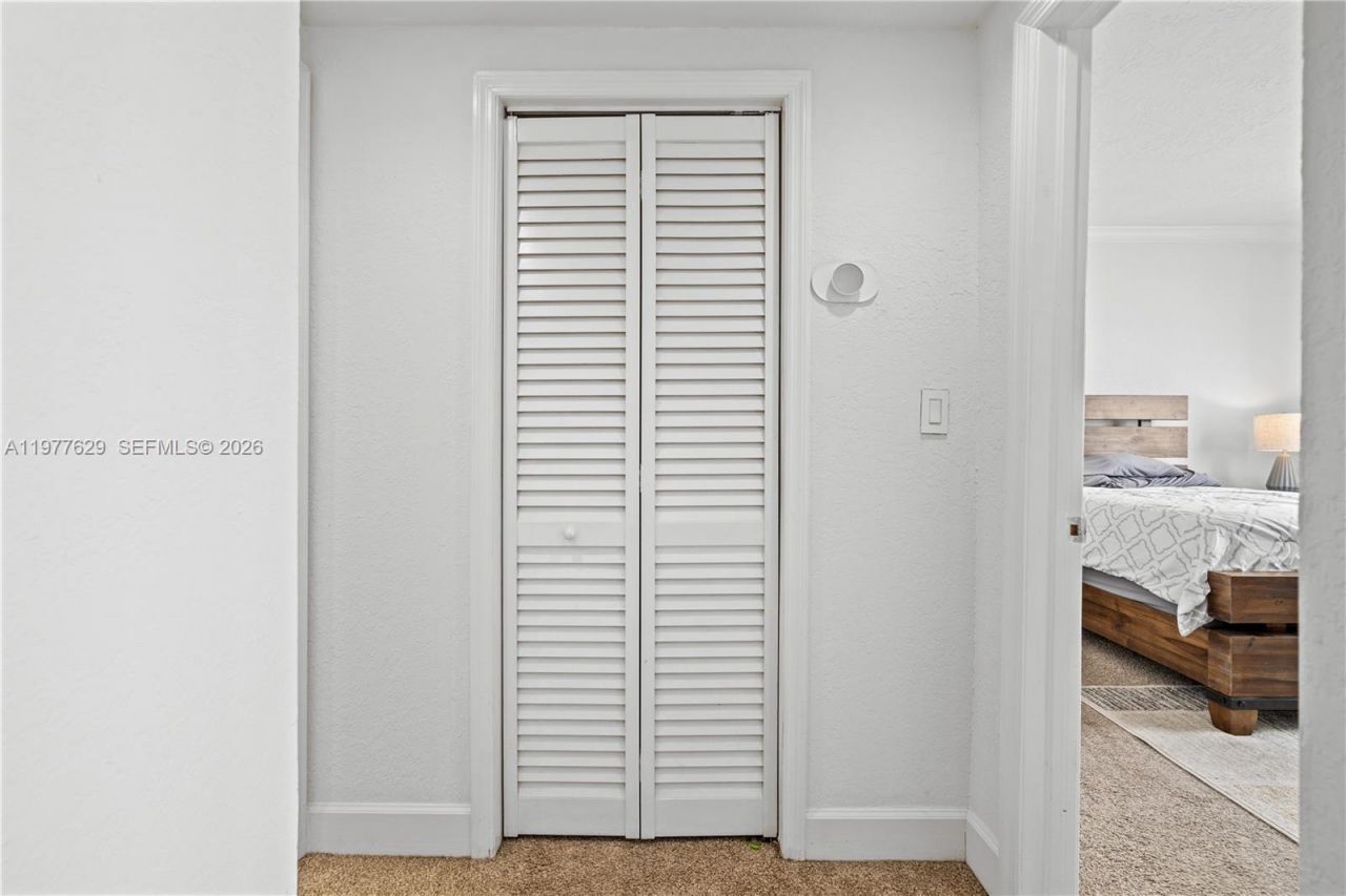 401 69th St, Unit PH109, Miami Beach, FL 33141 Photo