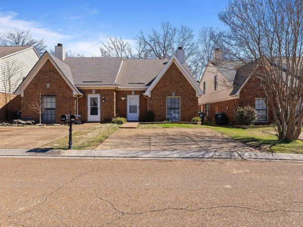 1616 SMOKEHOUSE DR, Cordova, TN 38016