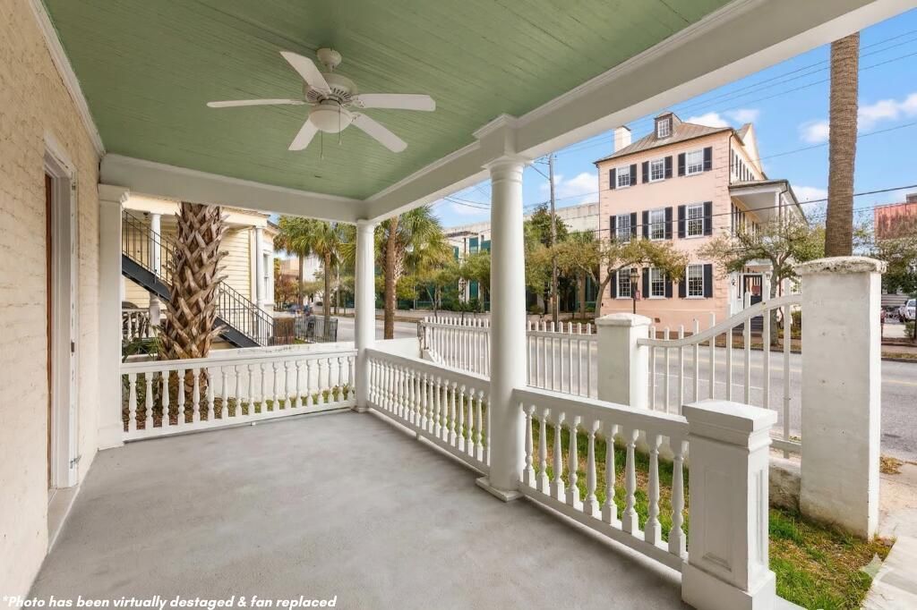 210 Calhoun Street Photo 11