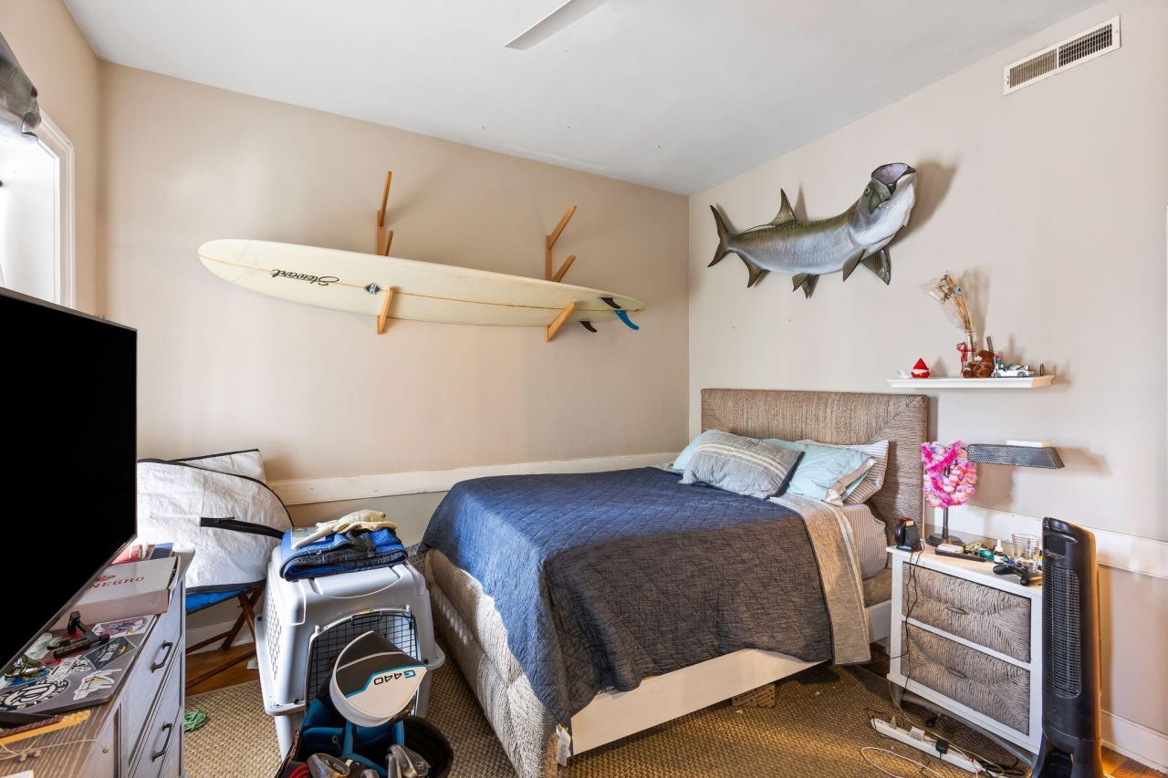 210 Calhoun Street Photo 18