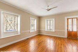 210 Calhoun Street photo 4