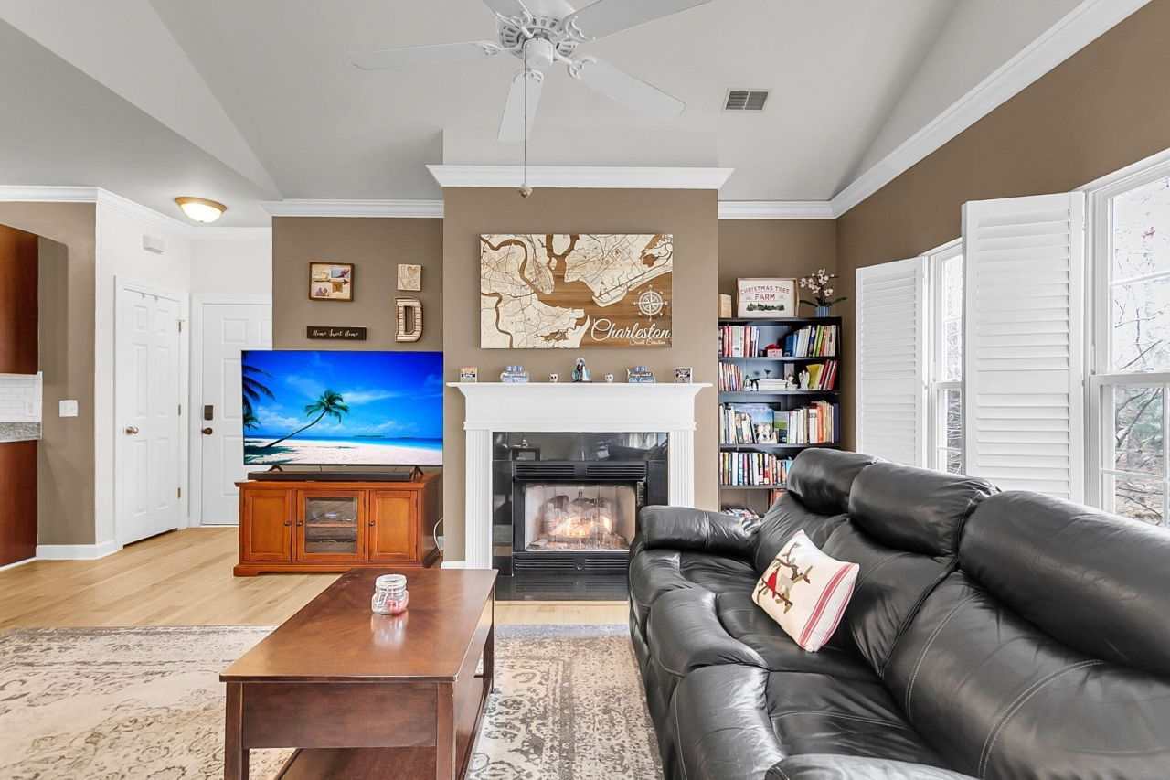 908 W Marymont Lane Photo 12