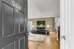 908 W Marymont Lane photo 4