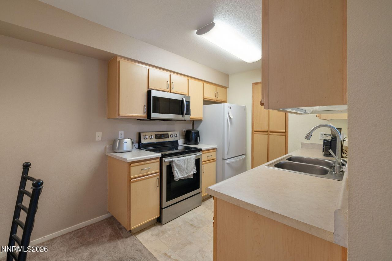 6850 Sharlands Avenue, Unit #U2123, Reno, NV 89523 Photo