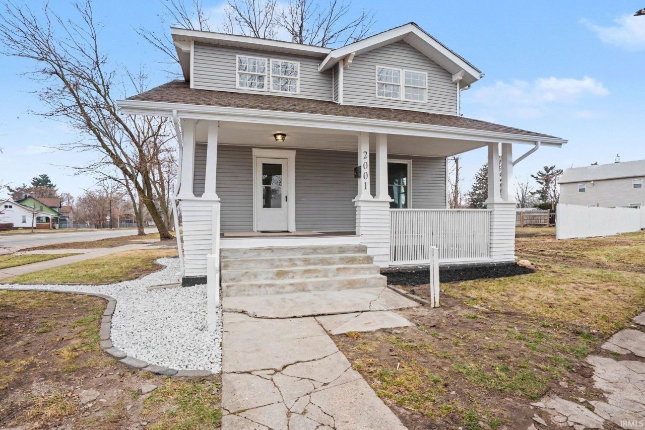 2001 W Lincolnway Street, South Bend, IN 46628 Main Photo