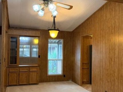 427 Royal Crest Cir, Rancho Cordova, CA 95670 Photo