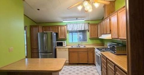 427 Royal Crest Cir, Rancho Cordova, CA 95670 Photo