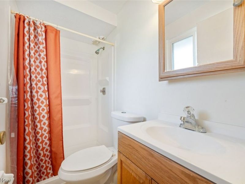 29696 Josephine Drive, North Olmsted, OH 44070 Photo 21