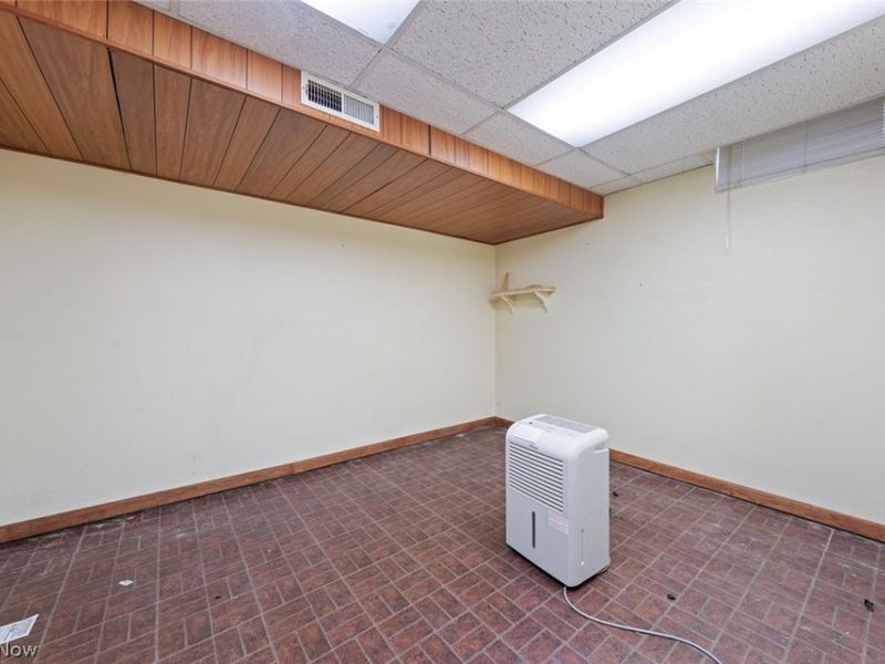 29696 Josephine Drive, North Olmsted, OH 44070 Photo 41