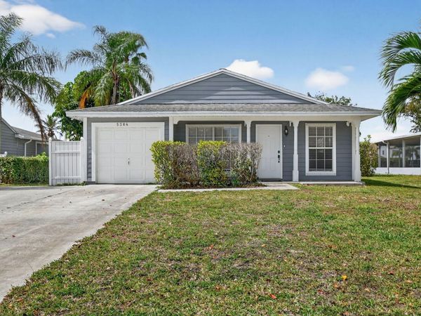 5384 Courtney Circle, Boynton Beach, FL 33472