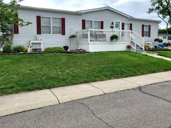 29403 Wedgewood, Flat Rock, MI 48134