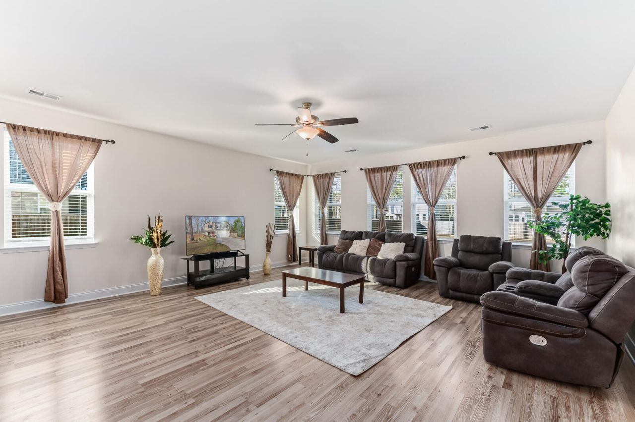 207 Mcmakin Drive Photo 10