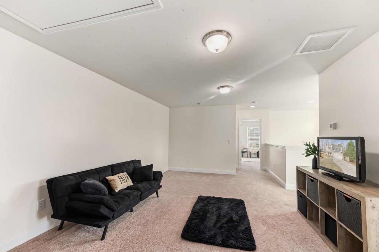 207 Mcmakin Drive Photo 15