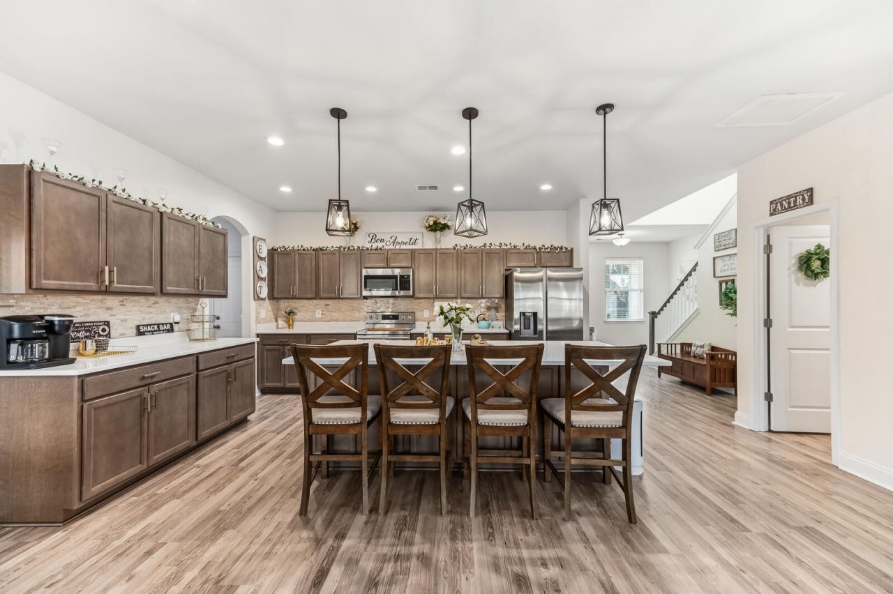 207 Mcmakin Drive Photo 2