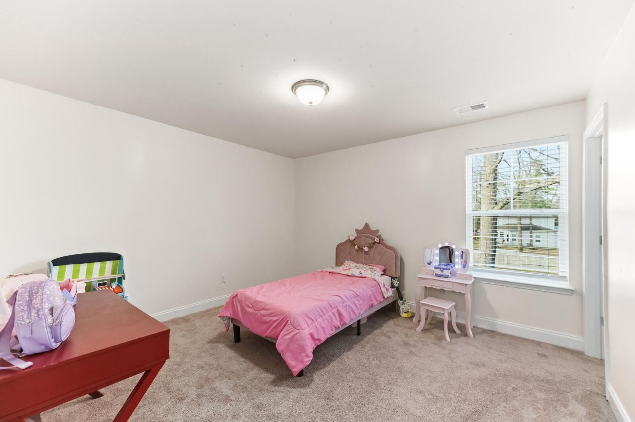 207 Mcmakin Drive Photo 22