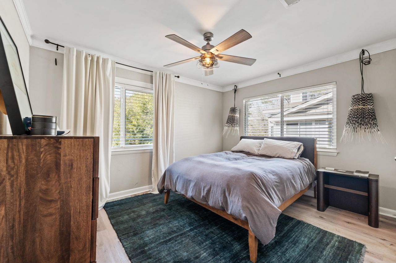 266 Alexandra Drive Photo 12