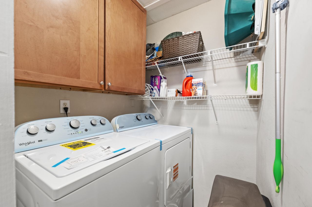 266 Alexandra Drive Photo 14