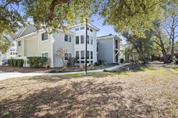 266 Alexandra Drive photo 4