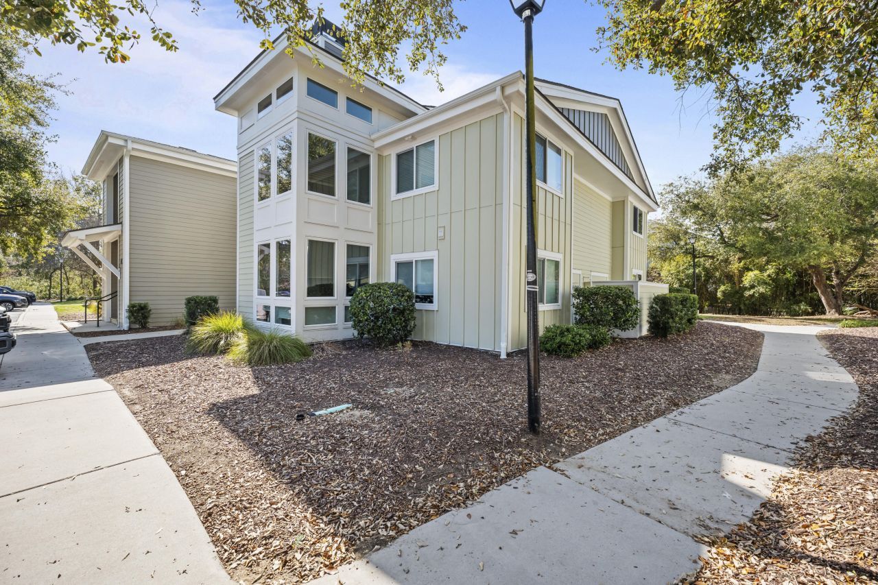 266 Alexandra Drive Photo 20