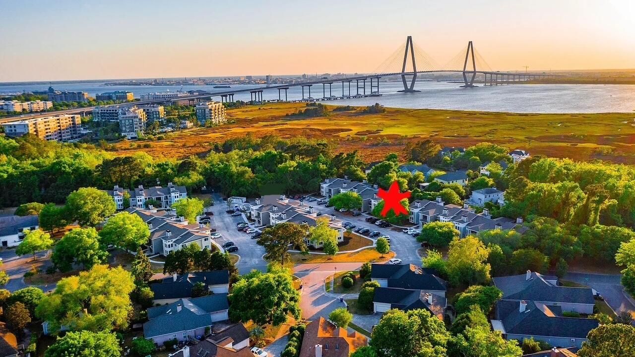 266 Alexandra Drive Photo 33