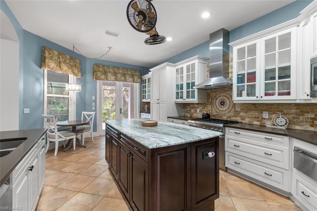 3821 River Point Dr, Fort Myers, FL 33905 Photo