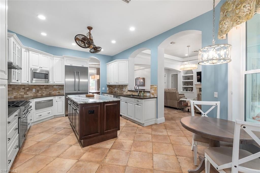 3821 River Point Dr, Fort Myers, FL 33905 Photo