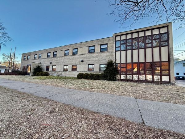 55 W Sanborn Street , Winona, MN 55987