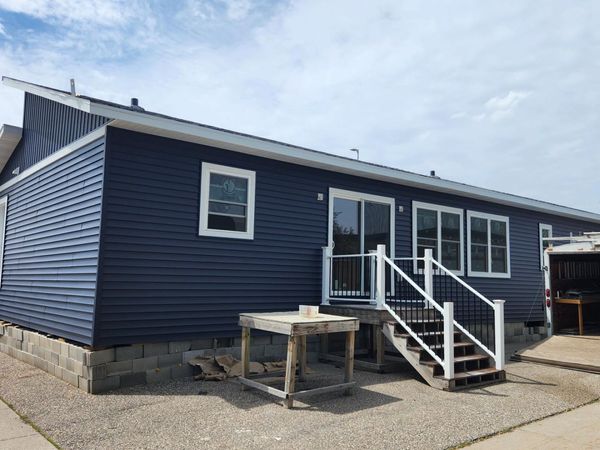 1840 15th Avenue S, Fargo, ND 58103