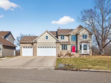 9300 Tewsbury Gate, Maple Grove, MN 55311