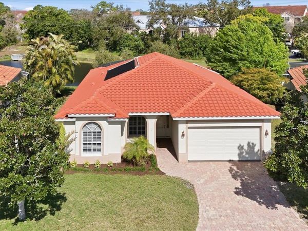 8876 HUNTINGTON POINTE DRIVE , SARASOTA, FL 34238