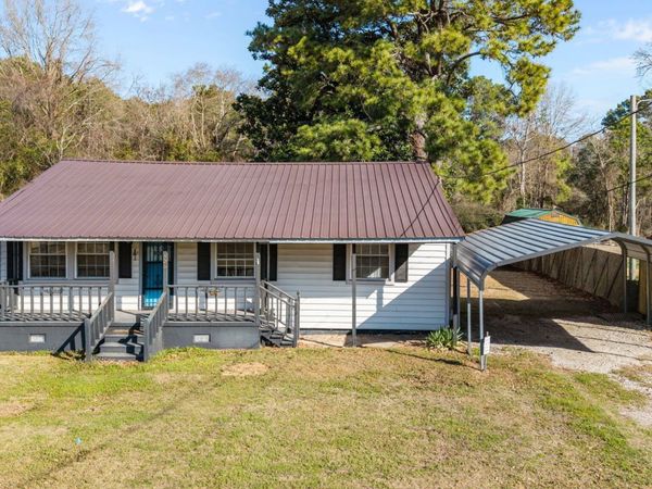 306 Easy Street , La Grange, NC 28551