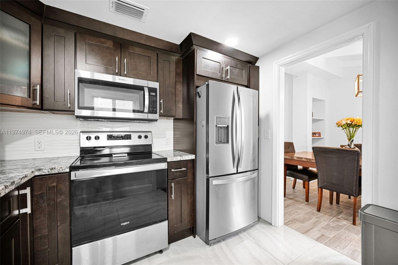 1021 NE 82nd Ter , Miami, FL 33138 Photo