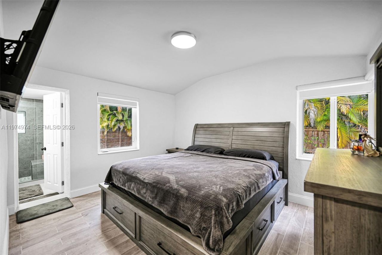 1021 NE 82nd Ter, Miami, FL 33138 Photo