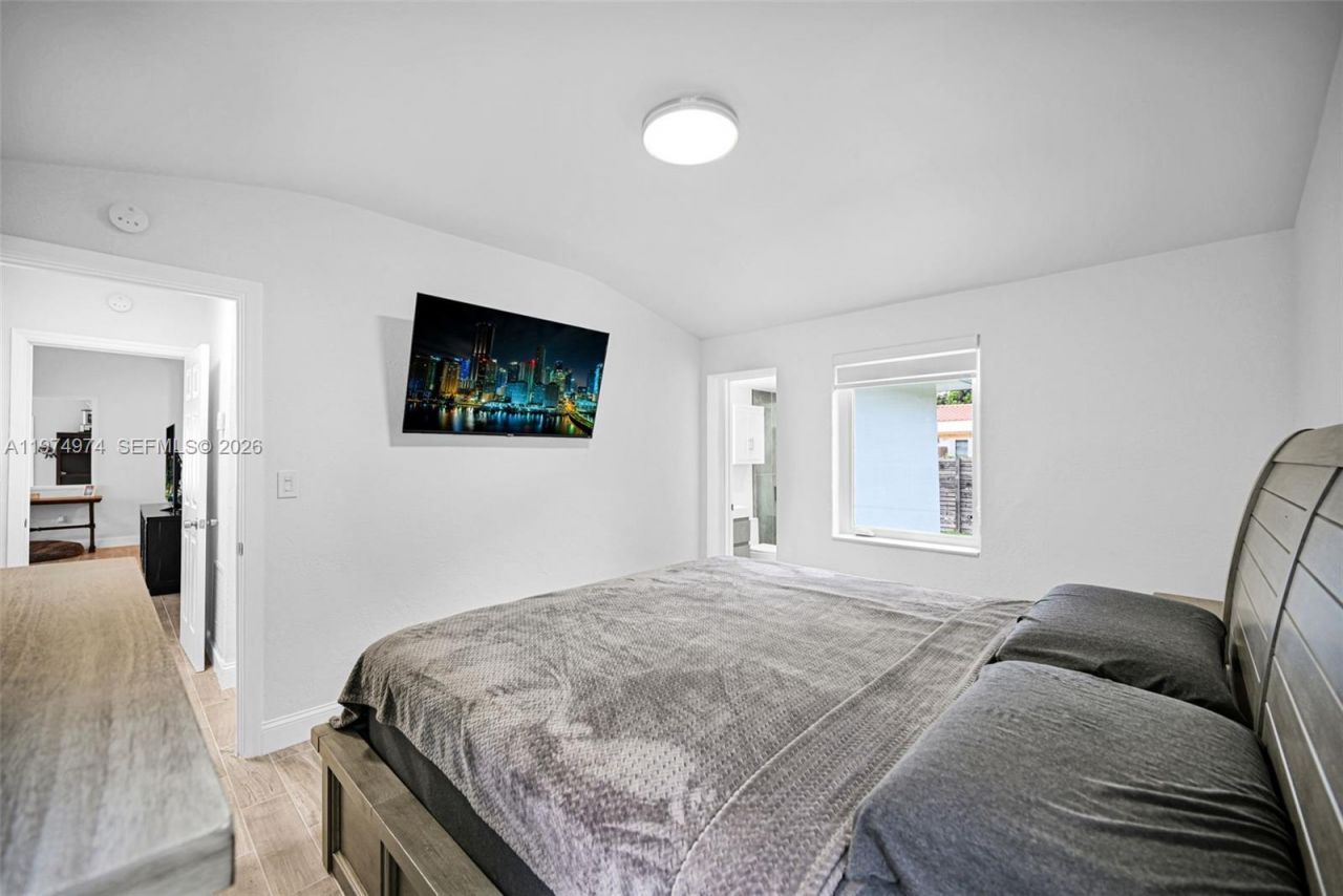 1021 NE 82nd Ter, Miami, FL 33138 Photo