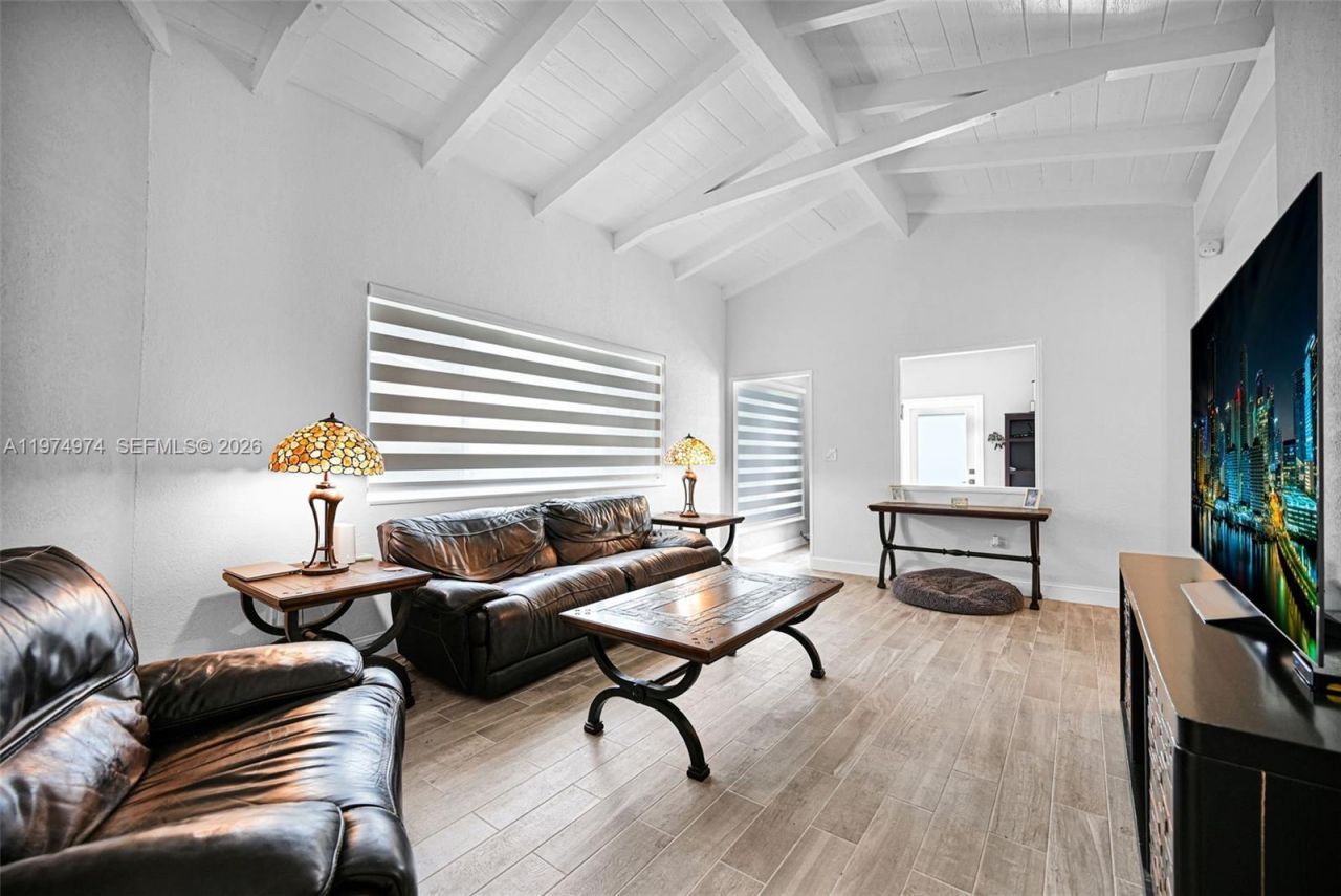 1021 NE 82nd Ter, Miami, FL 33138 Photo