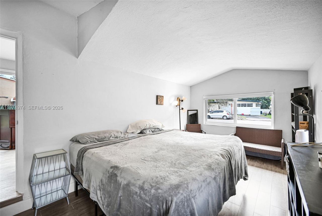 1021 NE 82nd Ter, Miami, FL 33138 Photo