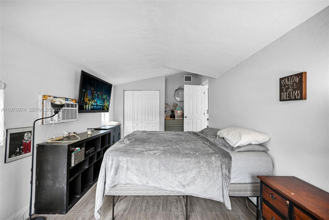 1021 NE 82nd Ter, Miami, FL 33138 Photo