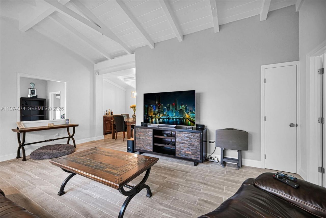 1021 NE 82nd Ter, Miami, FL 33138 Photo