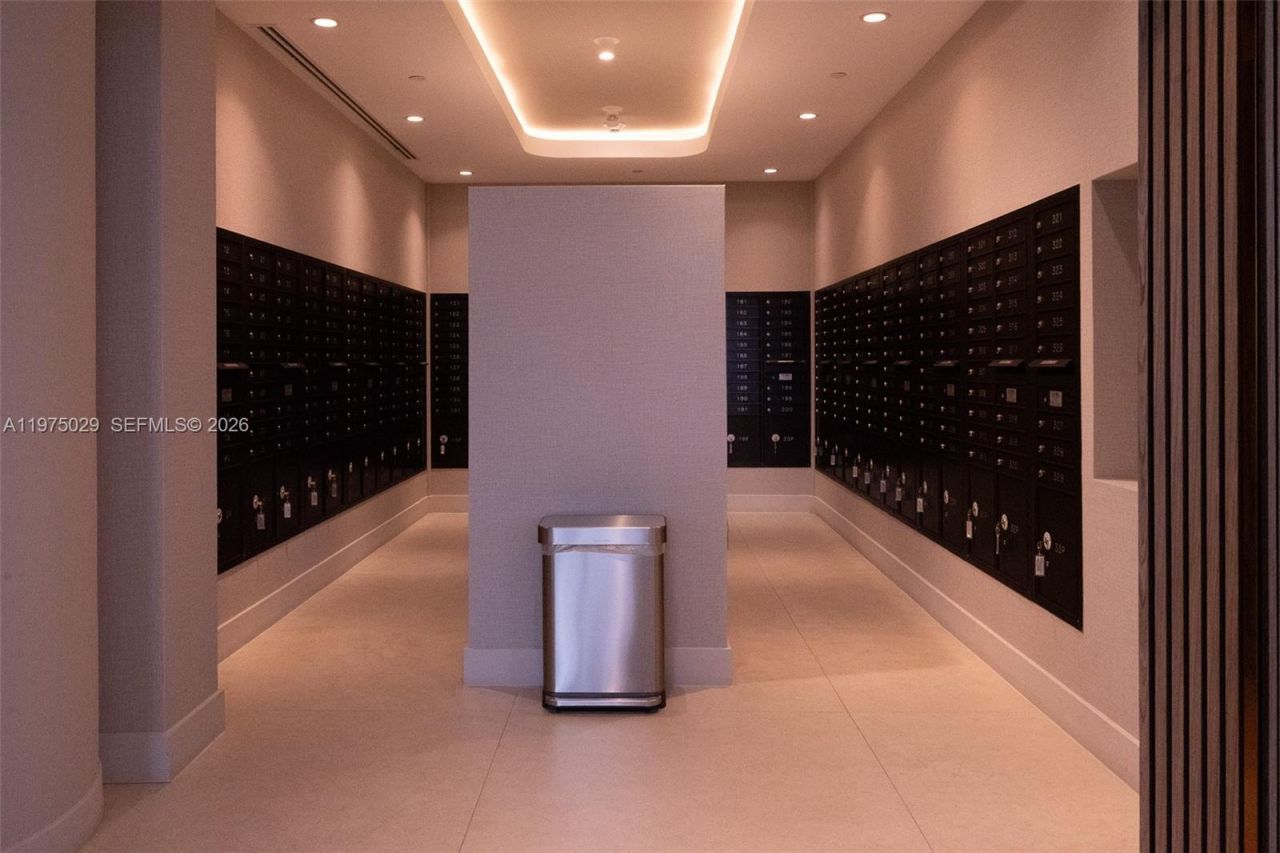 711 NE 23rd Ter, Unit 1506, Miami, FL 33137 Photo