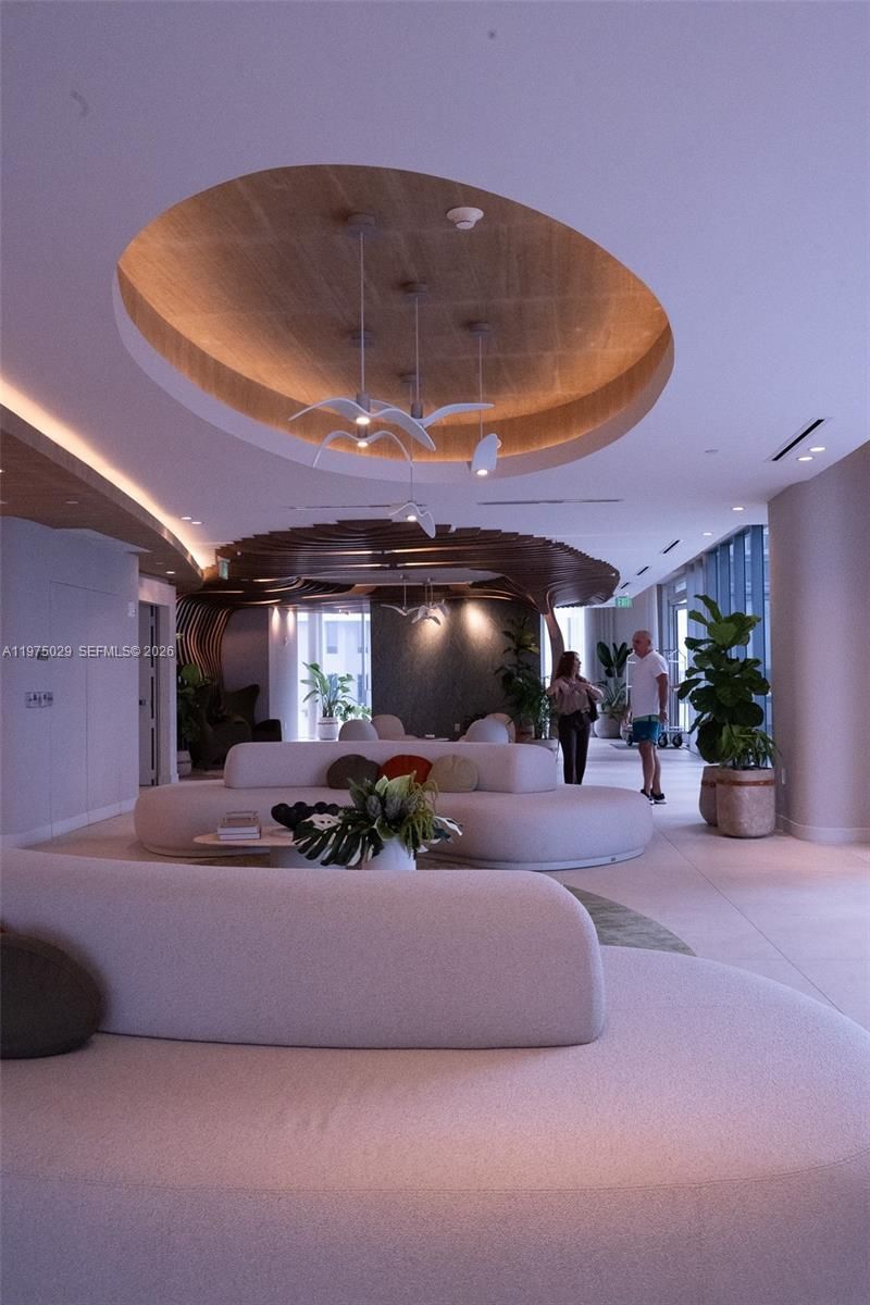 711 NE 23rd Ter, Unit 1506, Miami, FL 33137 Photo