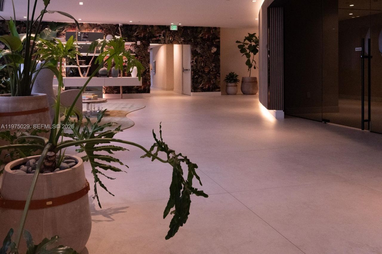 711 NE 23rd Ter, Unit 1506, Miami, FL 33137 Photo