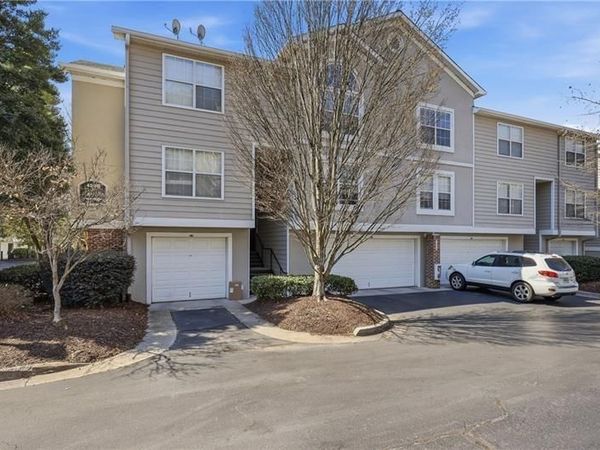 4246 River Green Drive NW, Unit 202, Atlanta, GA 30327
