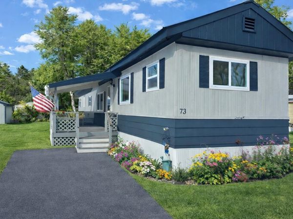 9 Sargent Place, Unit 73, Gilford, NH 03249