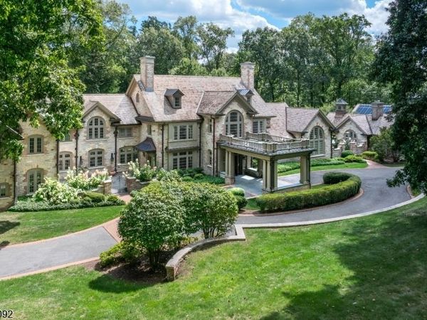 156 Overleigh Rd, Bernardsville, NJ 07924