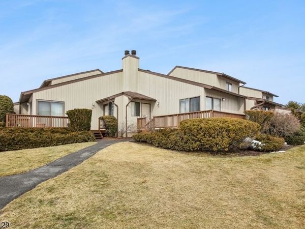 250 Ridgedale Ave Y6, Florham Park, NJ 07932