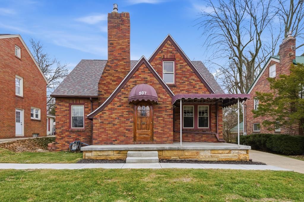 507 Townview Cir E, Mansfield, OH 44907 Main Photo