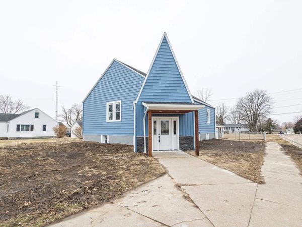 701 S Madison Street, Cuba City, WI 53807