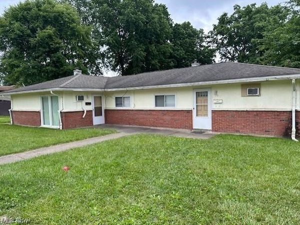 3025 Northgate Avenue, Youngstown, OH 44505