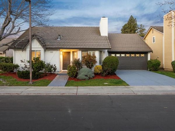 1522 Fujiko Drive, San Jose, CA 95131